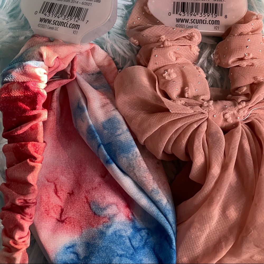 Set of 2- Tie dye Headband and beautiful peach scrunchie.